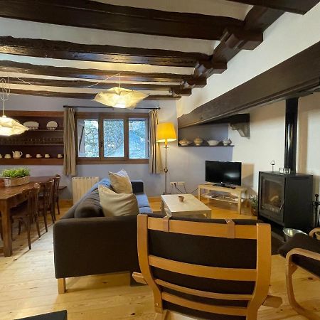 A04 - Apartamento Foc - Casa Mingot - Villmor Ансилес Экстерьер фото